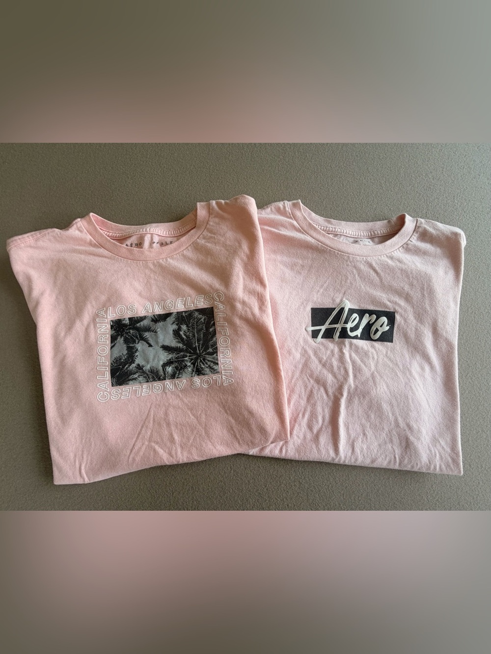 Aeropostale Pink Men’s Graphic T Shirt Bundle in Size Small